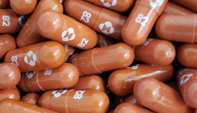 Farmacêutica Merck solicita autorização a FDA para uso emergencial de comprimido contra a Covid-19