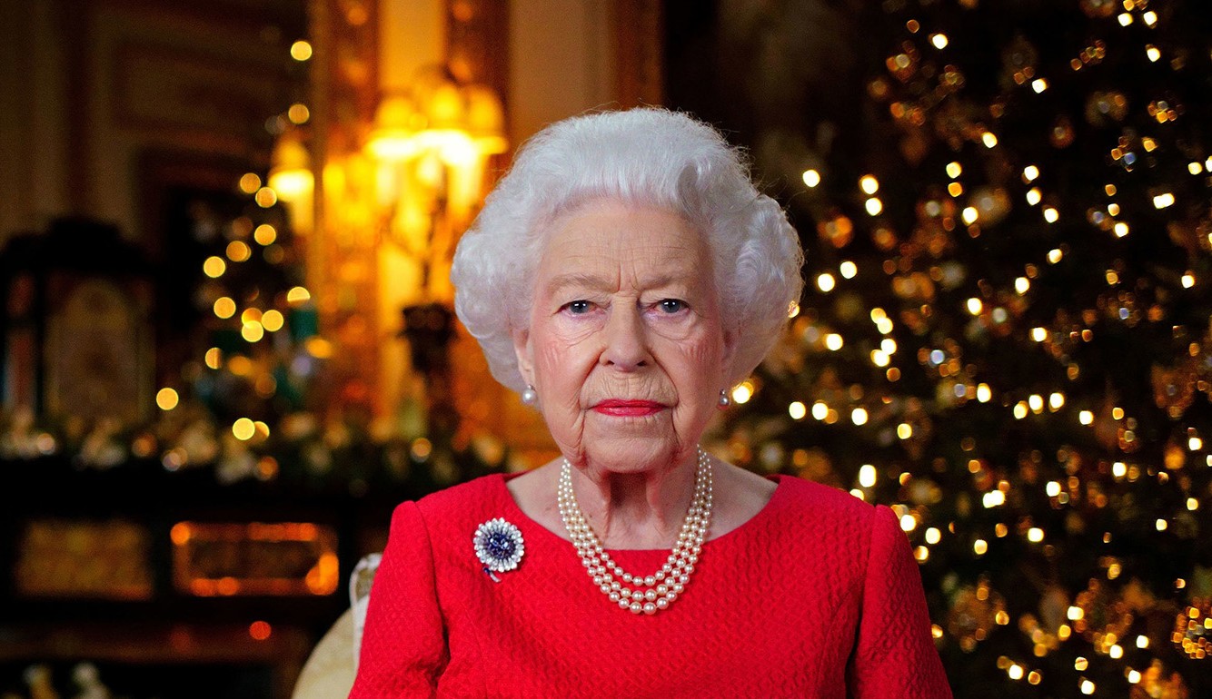 Polícia investiga tentativa de assassinato da rainha Elizabeth após segurança do castelo de Windsor falhar