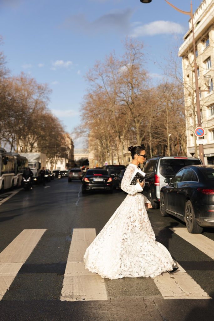 Silvia Braz vai a Paris para desfile da Dior