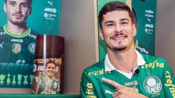 Rômulo é o novo reforço do Palmeiras