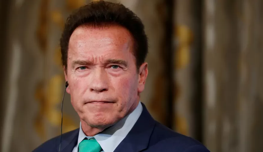 Arnold Schwarzenegger se envolve em atropelamento de ciclista