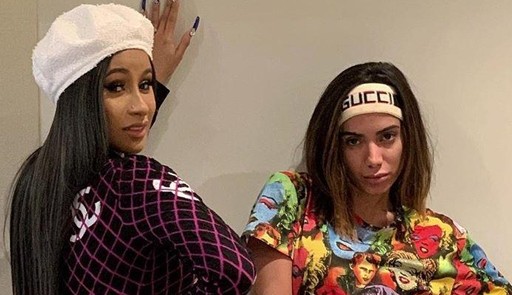 Anitta defende Cardi B por jogar microfone em fã durante show