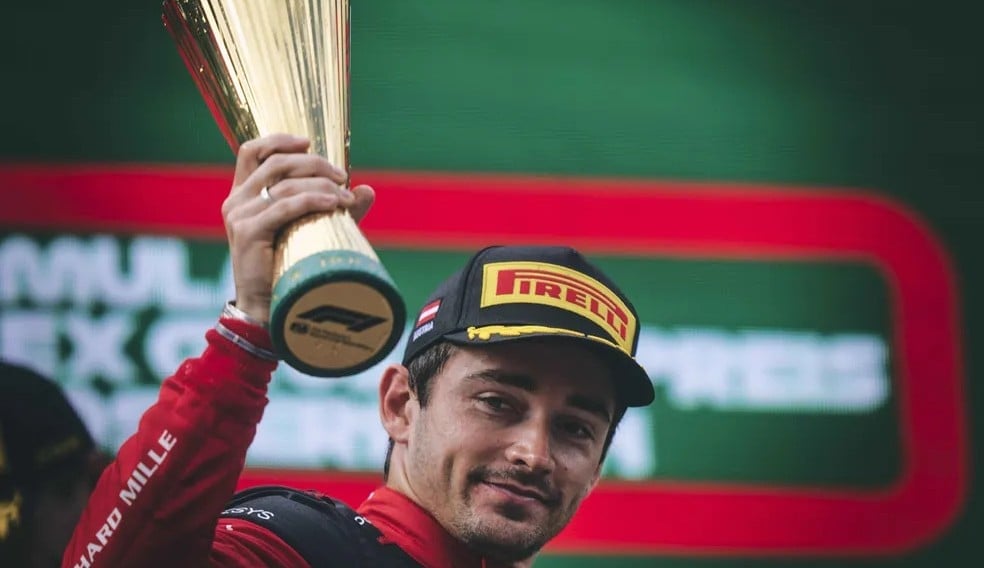 Leclerc busca extensão de contrato com a Ferrari e mantém sonho de título mundial