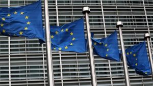 União Europeia analisa possibilidade de ataques para se proteger dos Houthis