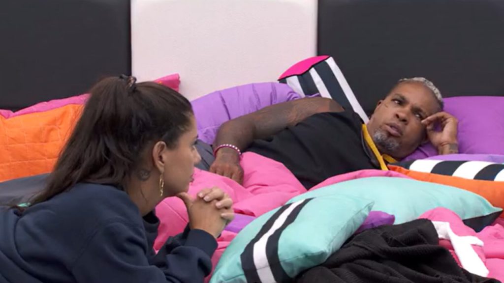 MC Bin Laden troca de quarto no BBB 24: mistério e especulações agitam a casa