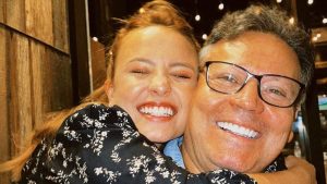 Pai de Larissa Manoela desabafa após não ser chamado para casamento da filha