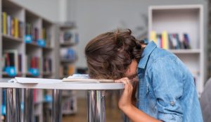 Veja como pais e responsáveis podem lidar com a reprovação de ano dos filhos