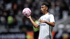 Cruzeiro renova o contrato com Japa até 2027