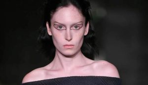 Confira as maquiagens e cabelos que devem ser tendências no verão