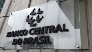 Banco Central e CMN obrigam bancos a oferecer educação financeira