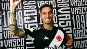 Bragantino empresta Praxedes ao Vasco por mais um ano