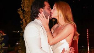 Marina Ruy Barbosa celebra a virada com o noivo Abdul Fares