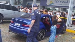 A Polícia investiga se customização em BMW tem relação com vazamento