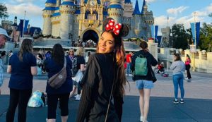 Key Alves comemora aniversário com viagem à Disney