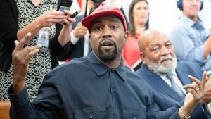 Fã coloca Kanye West na justiça após sofrer injúria do cantor