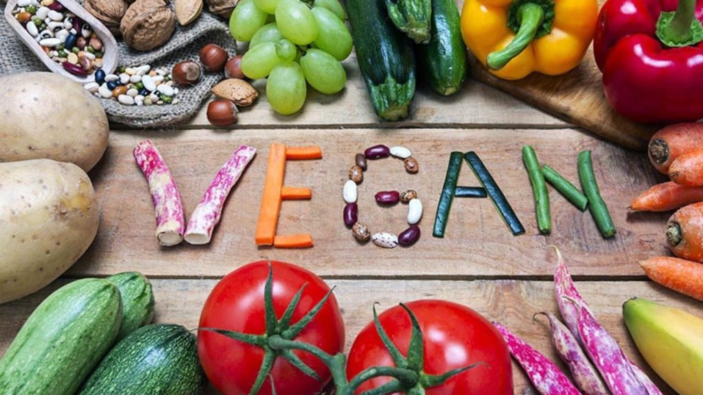 Veganismo: confira 7 mitos e verdades e se esse tipo de dieta é mais saudável