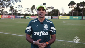 Abel Ferreira comemora renovação do contrato com o Palmeiras