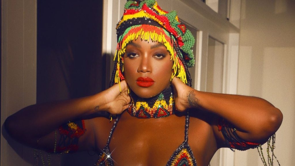“Bonde Pesadão”: bloco da cantora IZA estreia no Carnaval de São Paulo