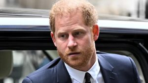 Após diagnóstico de câncer do rei Charles III, príncipe Harry retornará para Londres