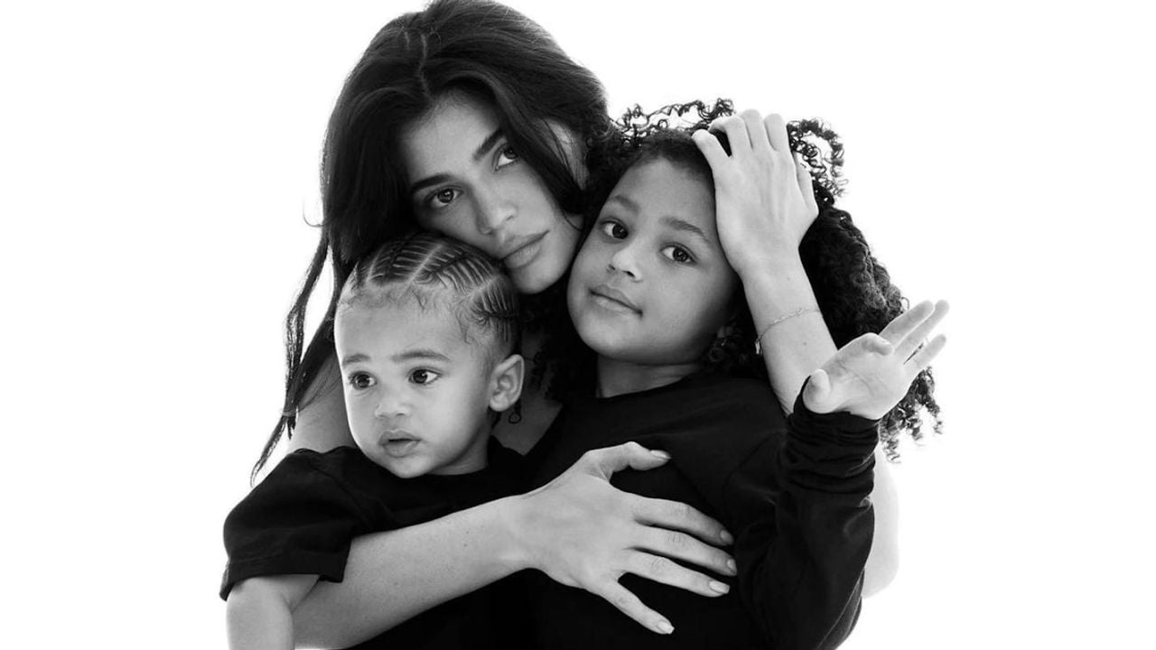 Kylie Jenner e filhos