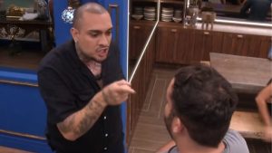 Durante discussão com Michel, MC Bin Laden rotula o brother como “manipuladorzinho”