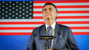 Jair Bolsonaro transferiu R$ 800 mil para os EUA antes de viagem, revela investigação da PF