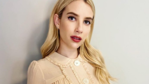 Emma Roberts vive romance secreto com ator brasileiro