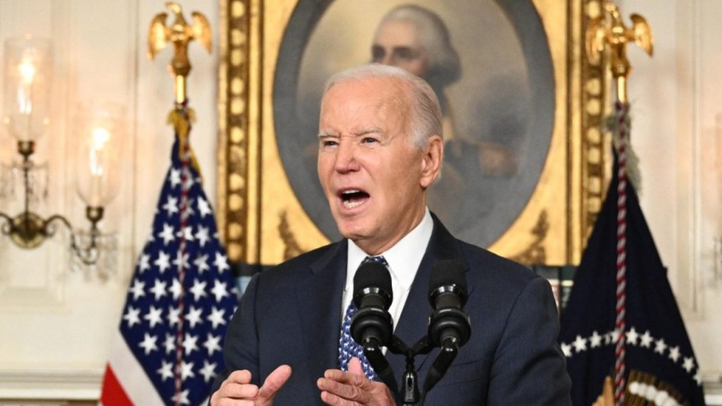 Biden culpa congresso por avanço russo na Ucrânia e faz apelo urgente