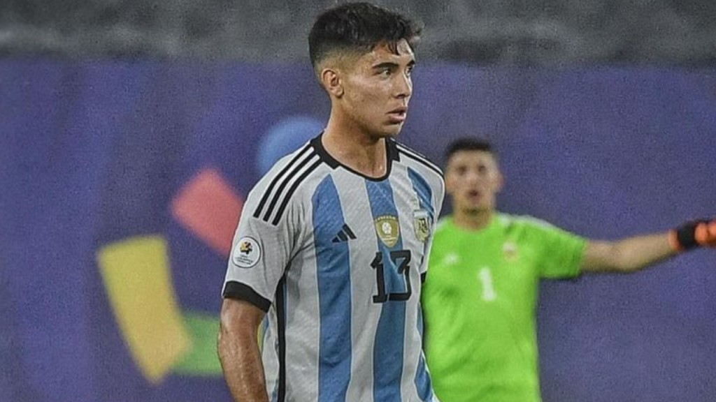 Vasco aproxima-se de R$ 100 milhões de investimento em reforços após nova contratação