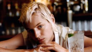 Cabelos curtos em alta: corte pixie promete ser tendência em 2024