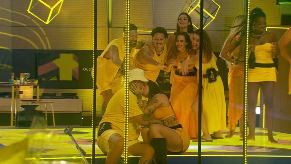 BBB 24: MC Bin Laden e Giovanna se beijam