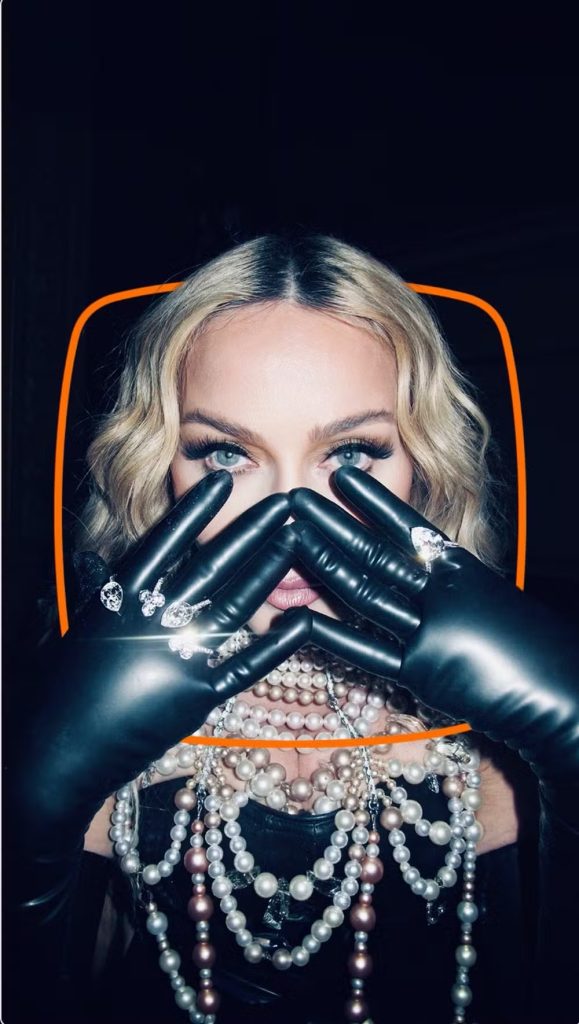 Madonna ícone da música e bilionária dos palcos