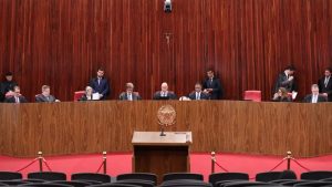 TSE determina que plataformas devem remover conteúdo eleitoral sem autorização judicial