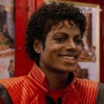 Michael Jackson no clipe de “Thriller” (Reprodução/Paramount+/SHOWTIME)