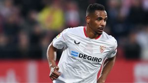 Inter finaliza contratação de Fernando, ex-jogador do Sevilla