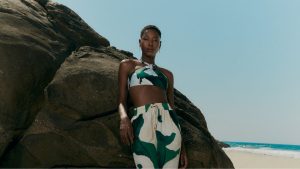 Lenny Niemeyer lança preview da coleção de inverno ‘Essência’