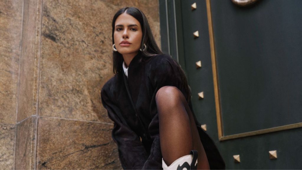 Santa Lolla lança Campanha de Inverno estrelada por Anttónia