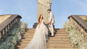 Mari Maria celebra o amor com renovação de votos de casamento aos pés do Cristo Redentor