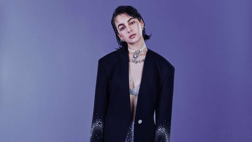 Klara Castanho é a nova capa da revista Glamour Brasil Klara Castanho é a nova capa da revista Glamour Brasil