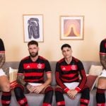 Pedro, Léo Pereira, Luiz Araújo e Gabigol com a nova camisa do Flamengo