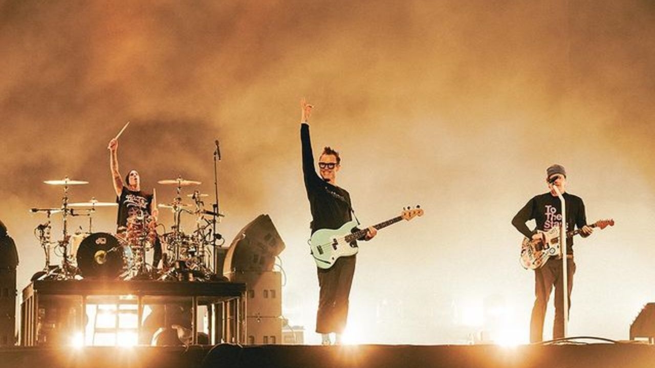 Blink-182 encerra a primeira noite do Lollapalooza com show insano