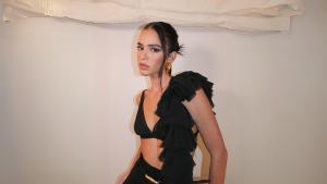 Da transparência à elegância: confira alguns looks usados por Bruna Marquezine