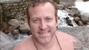 Sérgio Hondjakoff entra em trend e diz há quanto tempo está sem usar drogas