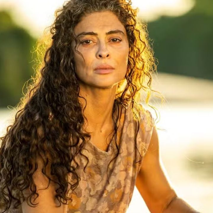 Juliana Paes comemora hoje 45 anos de idade