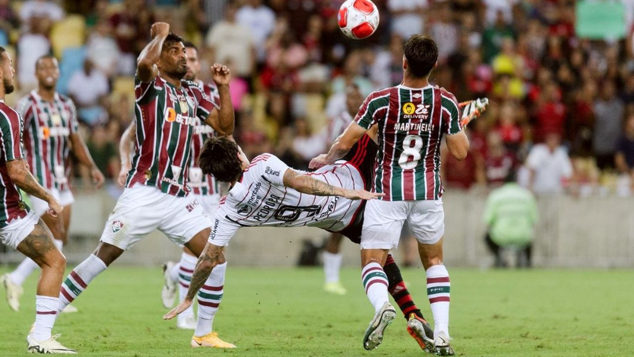 Flamengo e Fluminense em campo