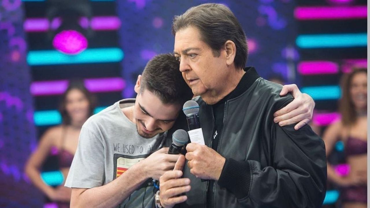 Faustão e filho João Silva