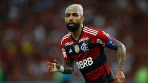 Gabigol, atacante do Flamengo, é suspenso do futebol por dois anos