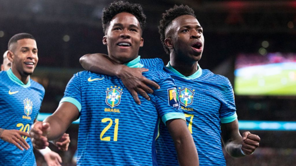 Endrick brilha e Brasil vence Inglaterra em estreia de Dorival Júnior