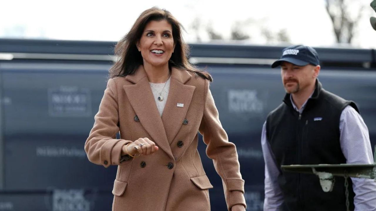 Foto de Nikki Haley durante candidatura