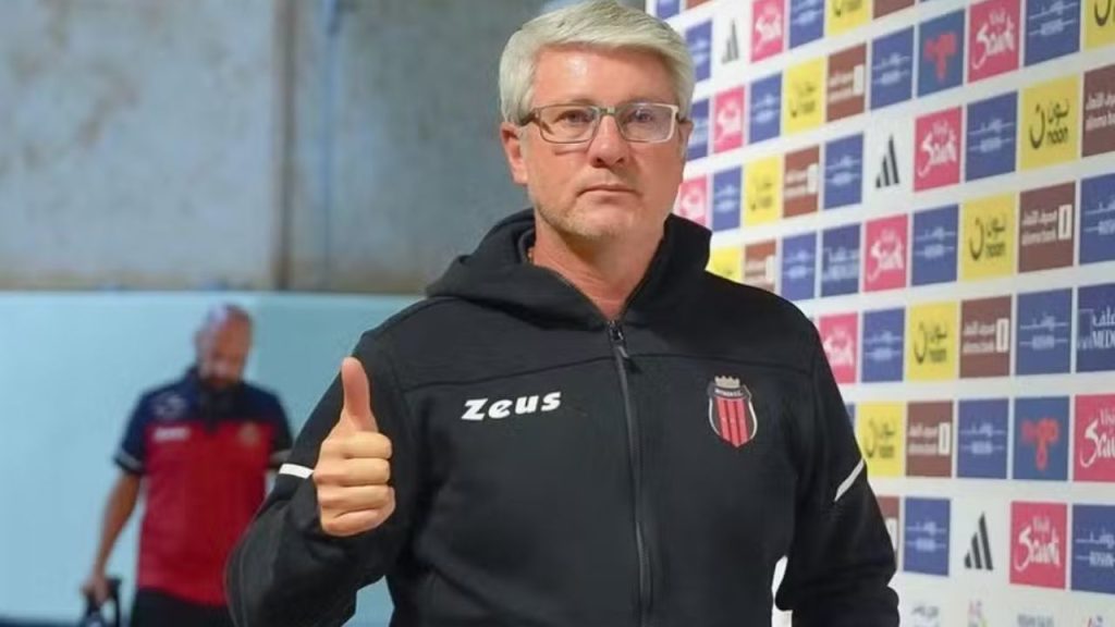 Odair Hellmann explica a vida no Oriente Médio e ainda comenta sobre Jorge Jesus Odair Hellmann